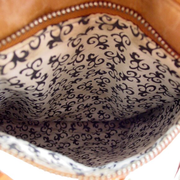 HOBO Original Glazed Leather Crossbody Bag + AB Brooch + ID Wallet - Picture 8 of 10